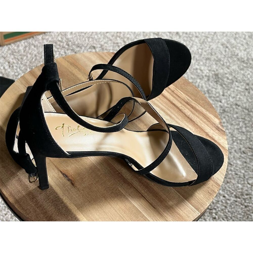 GIFTED 


Thalia Sodi Women's Black Strappy Heeled Sandals Size 8M Party Shoes